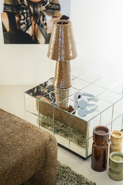 Salontafel Flectron zilver hout, schuin vooraanzicht in een interieur