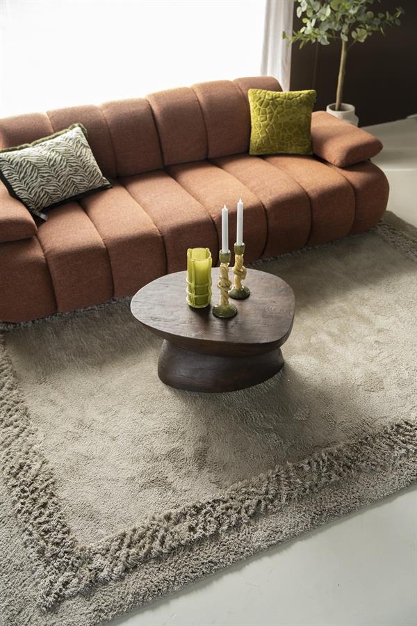 Salontafel Cobble | Bruin Mangohout — Algemene Sfeerfoto