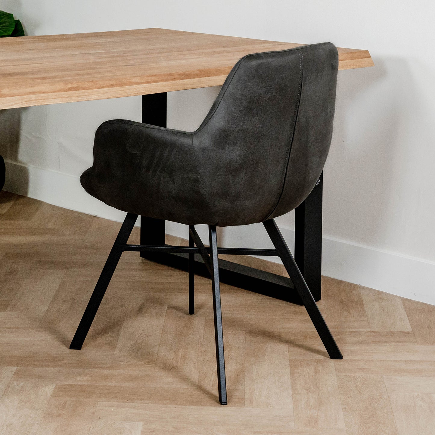 Eetkamerstoel Nelson | Antraciet Microvezel