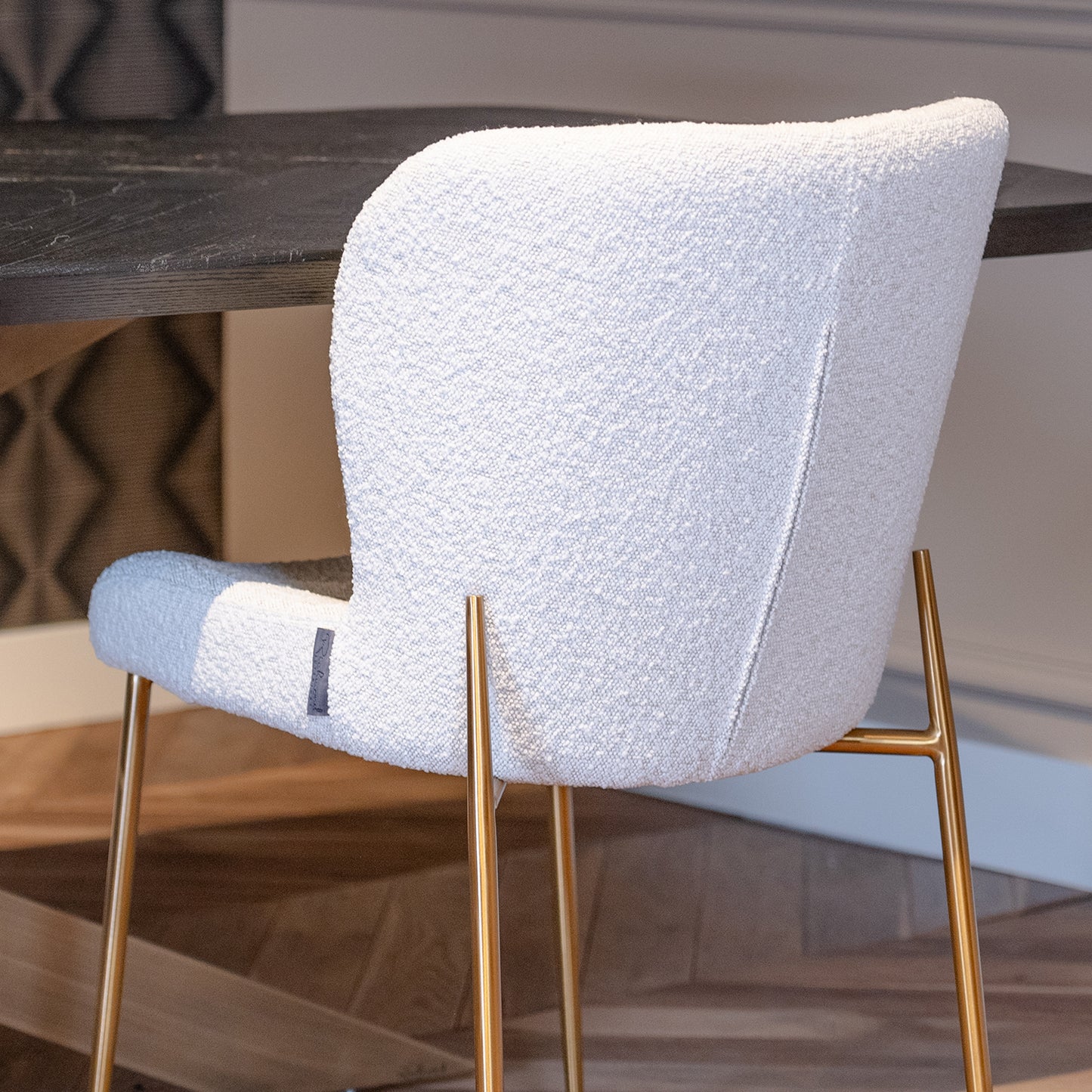 Eetkamerstoel Odessa | Wit Bouclé | Brandvertragend