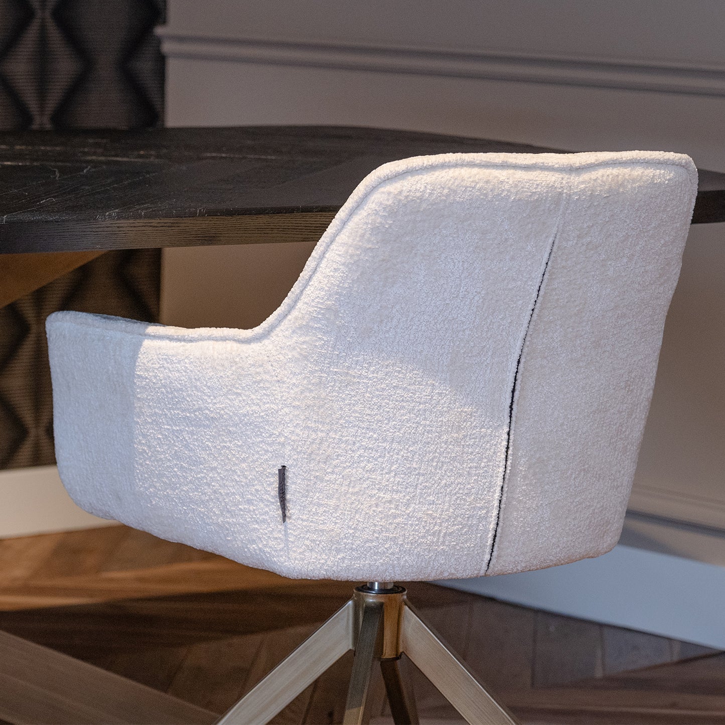 Eetkamerstoel Aline | White Chenille | Brandvertragend