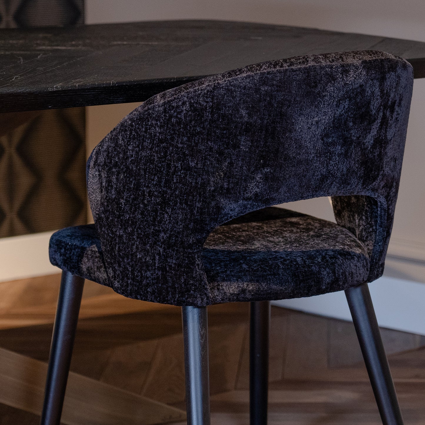 Eetkamerstoel Savoy | Zwart Chenille