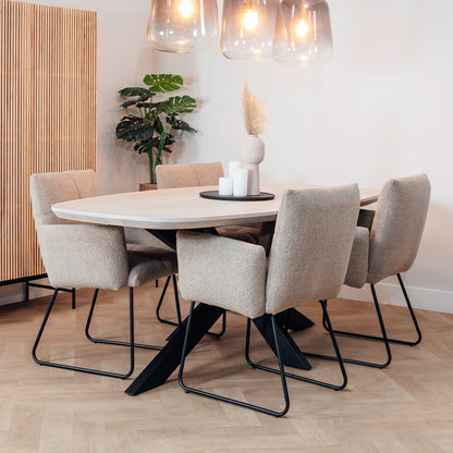Eettafel Floor | Deens Ovaal | Magazijn leegverkoop