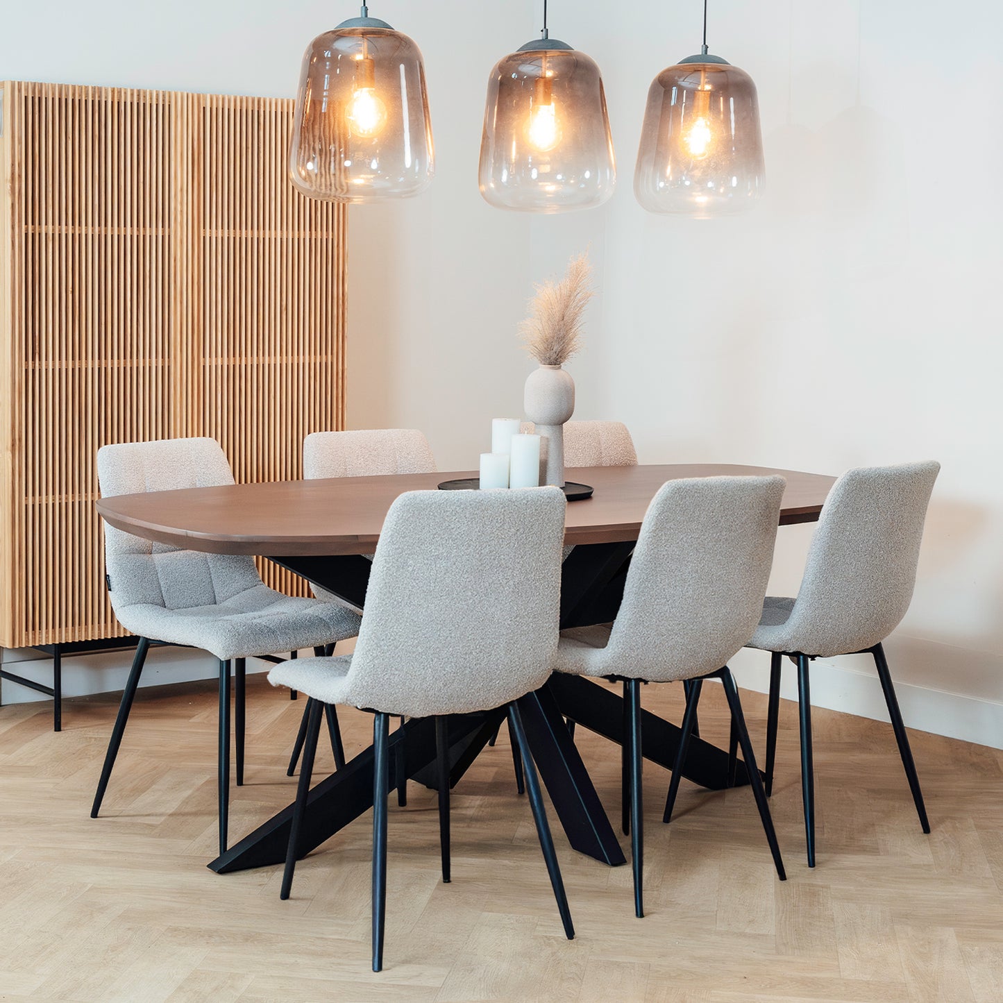 Eettafel Floor | Deens Ovaal | Walnoot