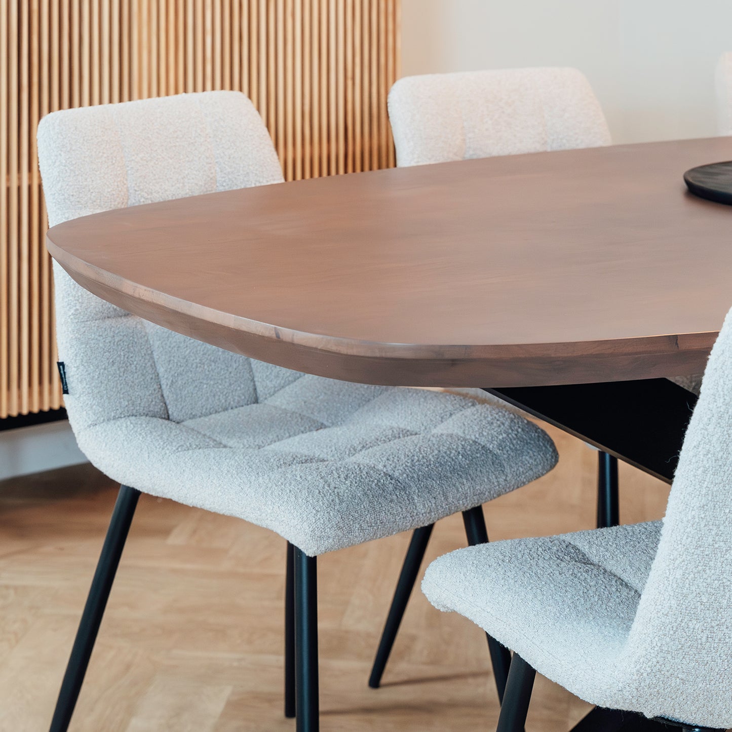 Eettafel Floor | Deens Ovaal | Walnoot