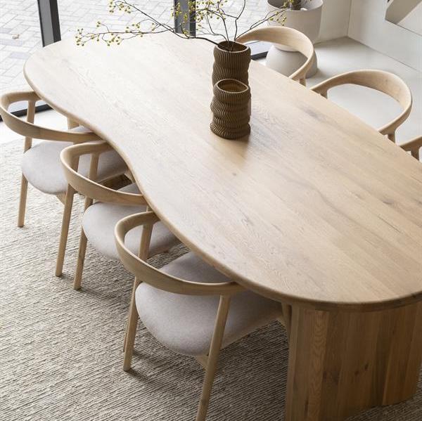 Eettafel Josh | Eikenhout | Organische Vorm