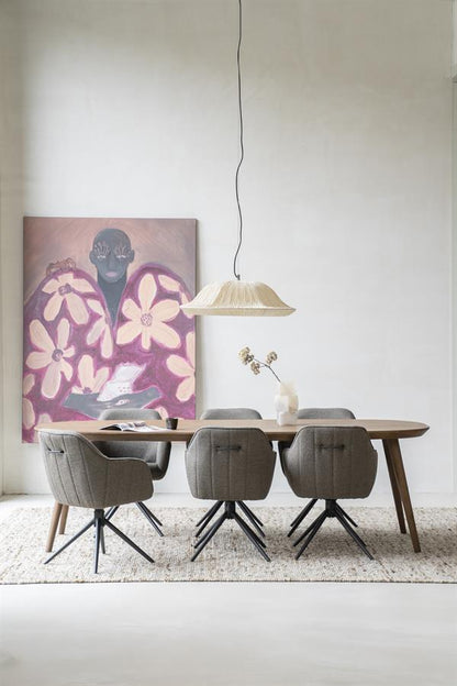 Eettafel Elijah | Bruin Eikenhout | Ovaal — Vooraanzicht - sfeer