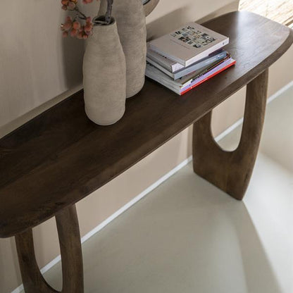 Sidetable Phoebe | Bruin Mangohout