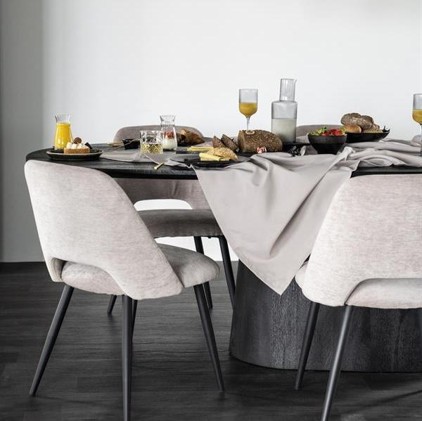 Eettafel Aron | Bruin Mangohout | Ovaal