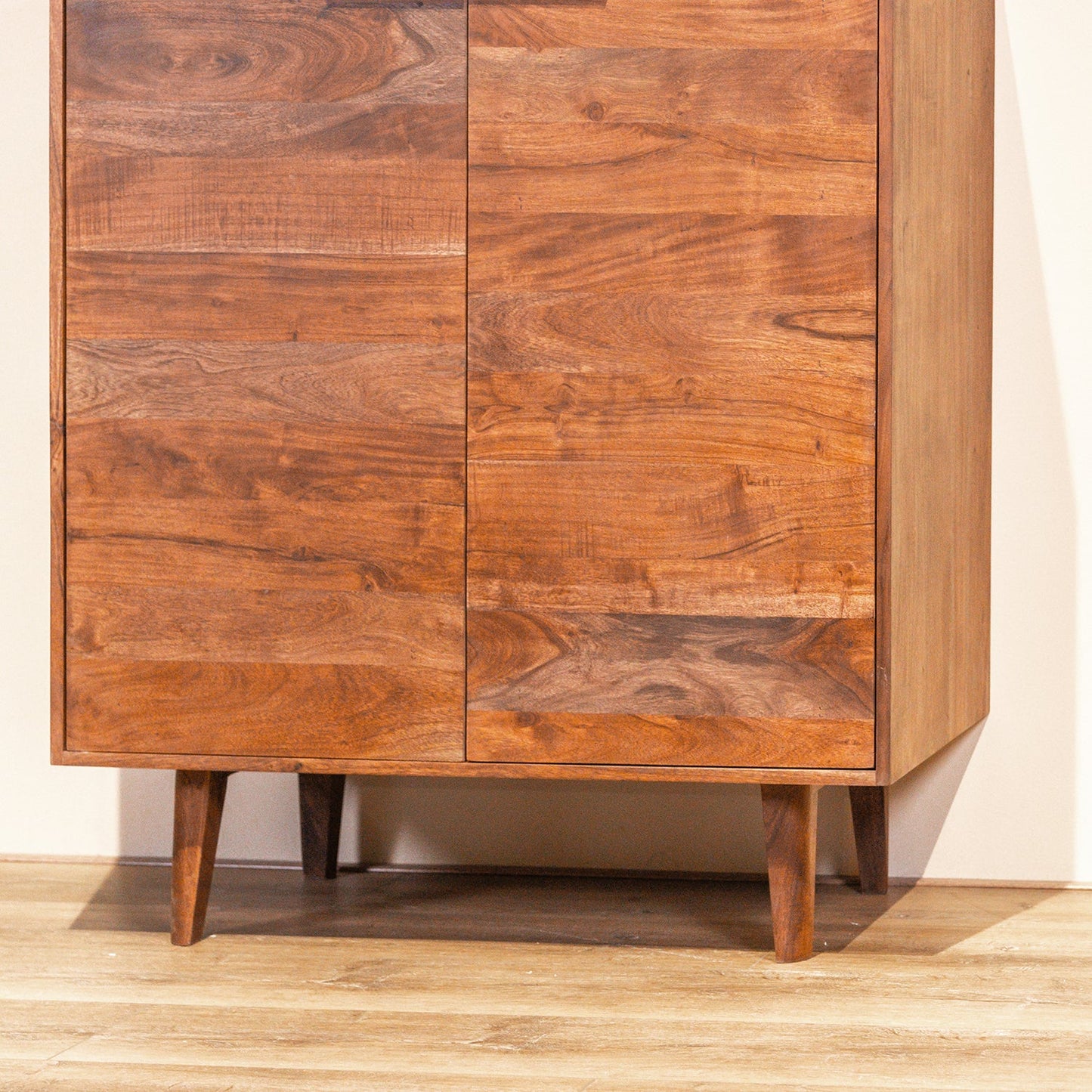 Barkast Falcone | Walnoot Acaciahout