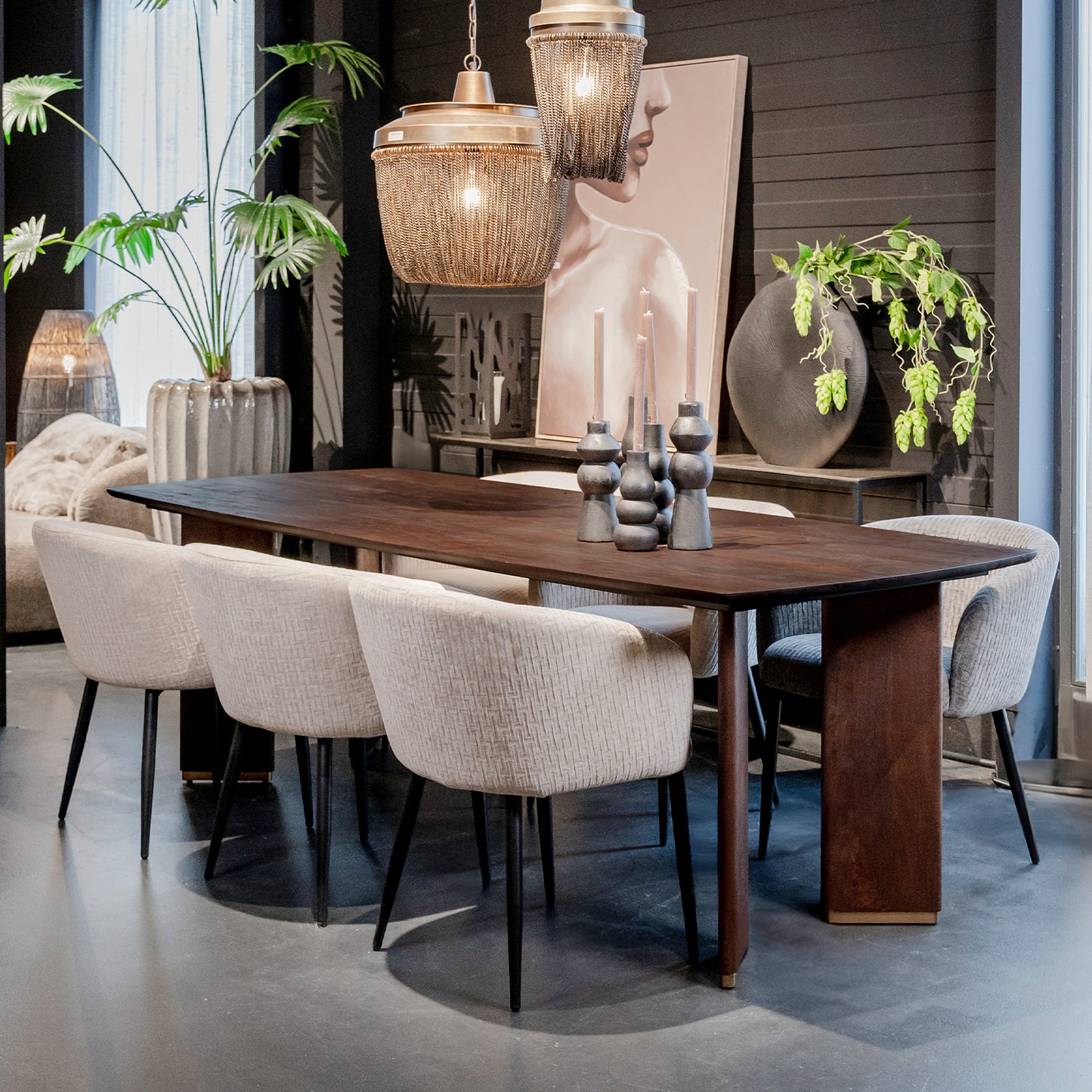 Eettafel Liber | Bruin Mangohout