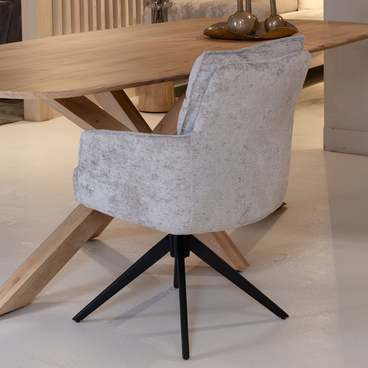 Eetkamerstoel Rosora | Met Armleuning | Beige Stof