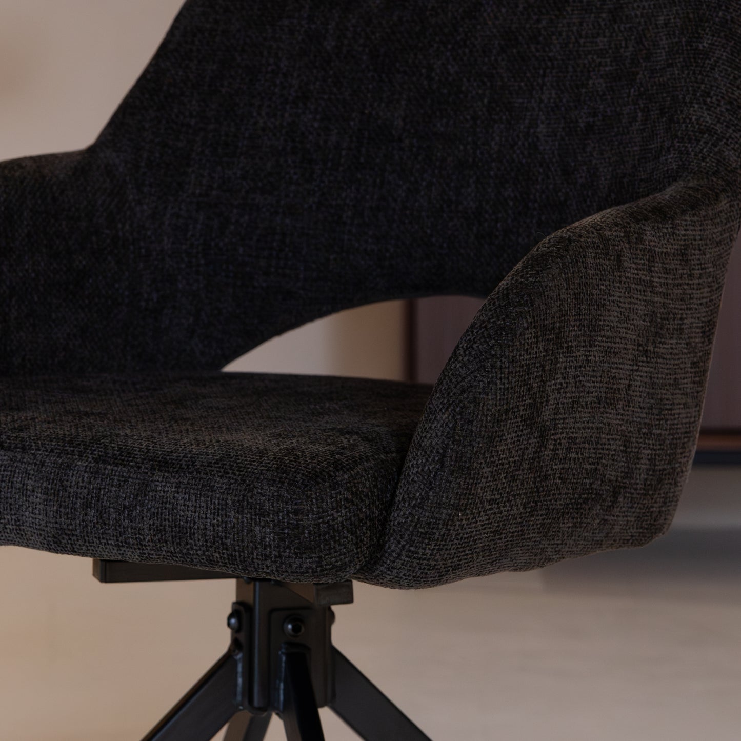 Eetkamerstoel Evi | Donkergrijs Stof