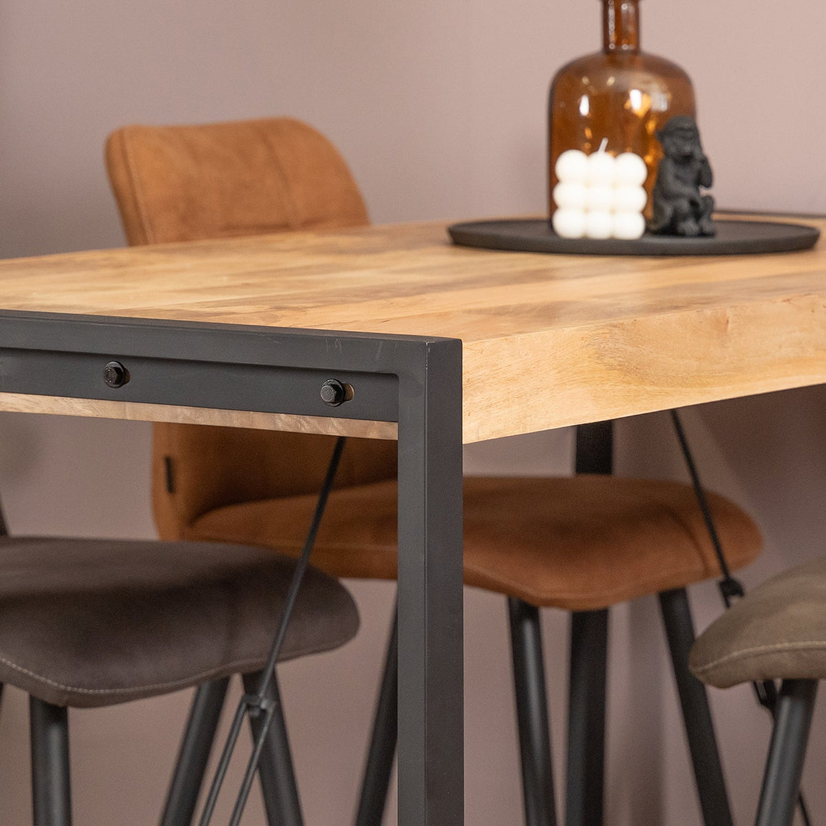 Bartafel Britt | NIEUW | Magazijn leegverkoop — Detail