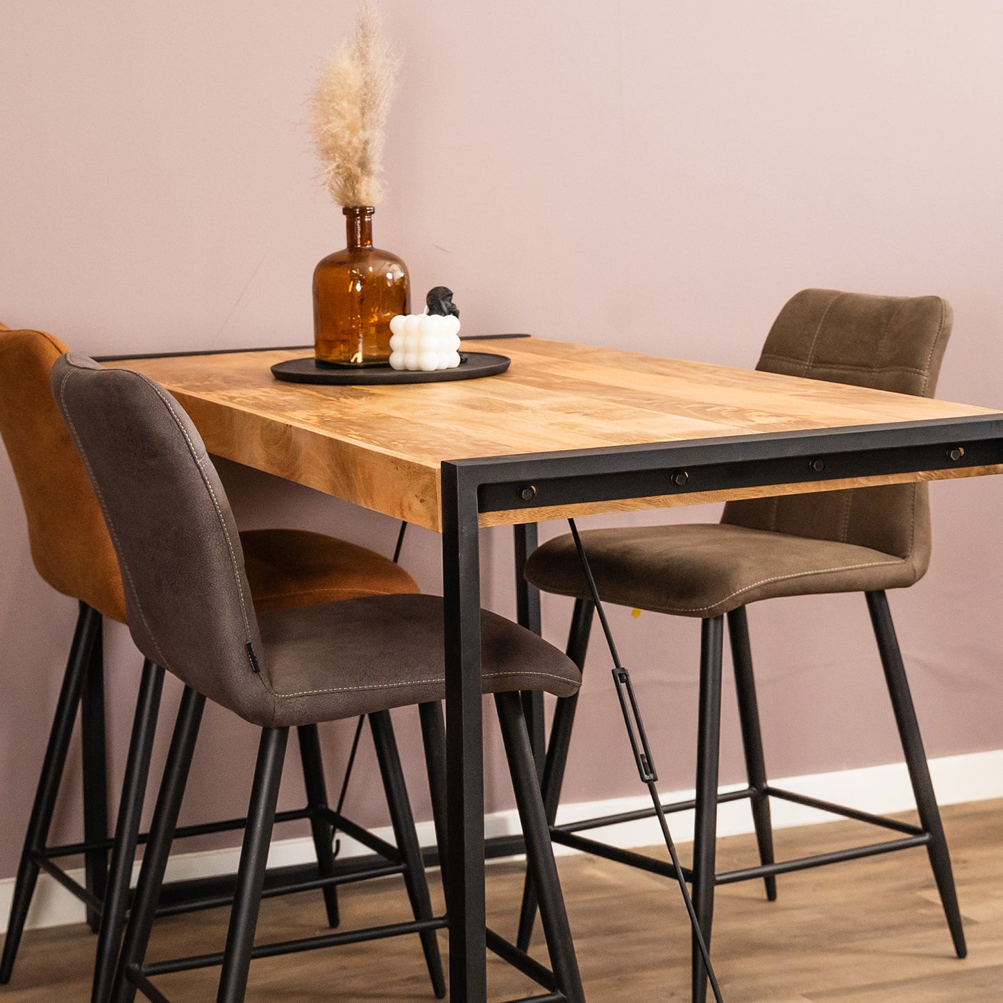 Bartafel Britt | NIEUW