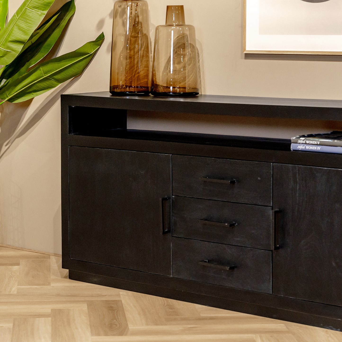 Dressoir Jaxx | Zwart Mangohout