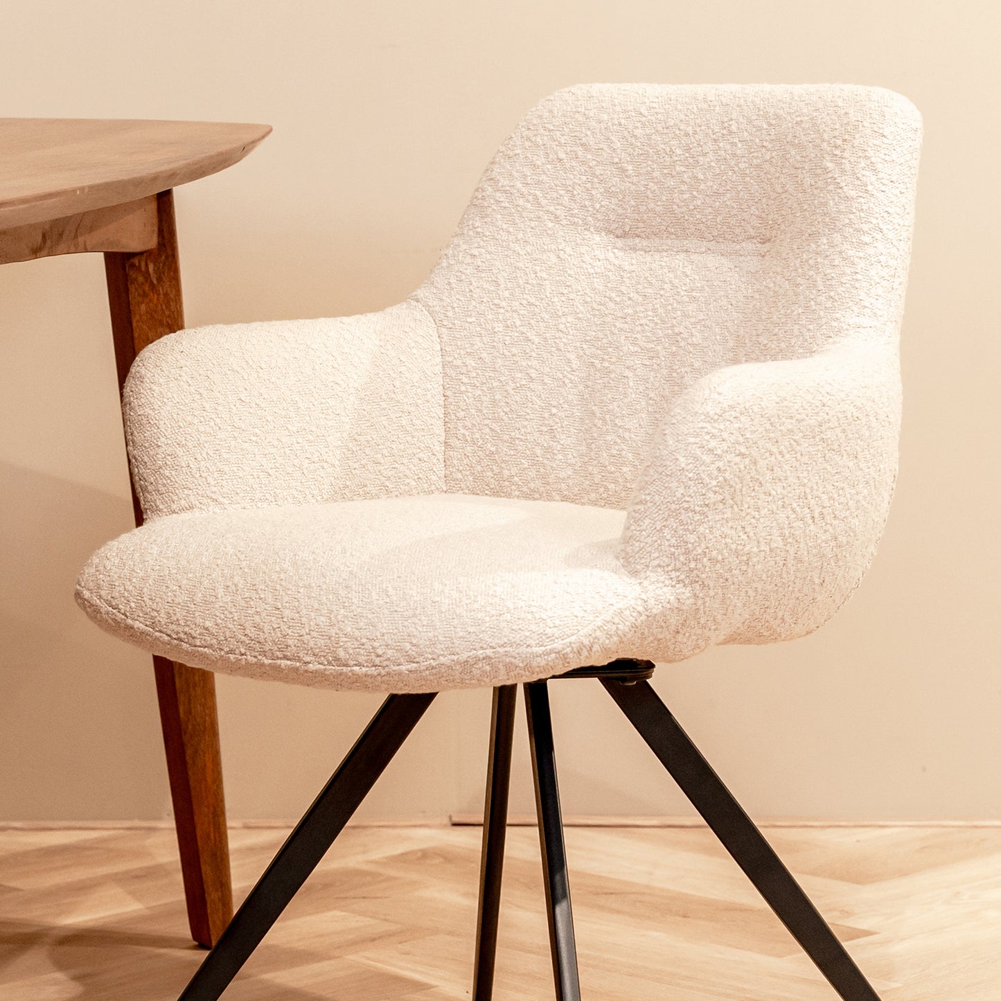 Eetkamerstoel Doreen | Naturel Bouclé