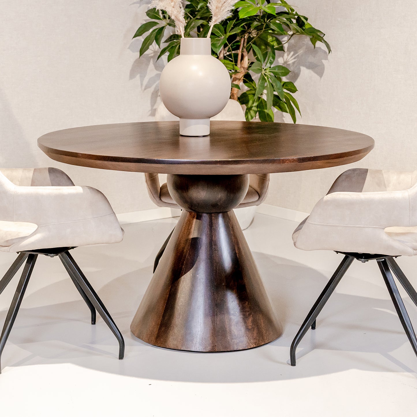 Eettafel Brix Balthazar | Walnoot Mangohout