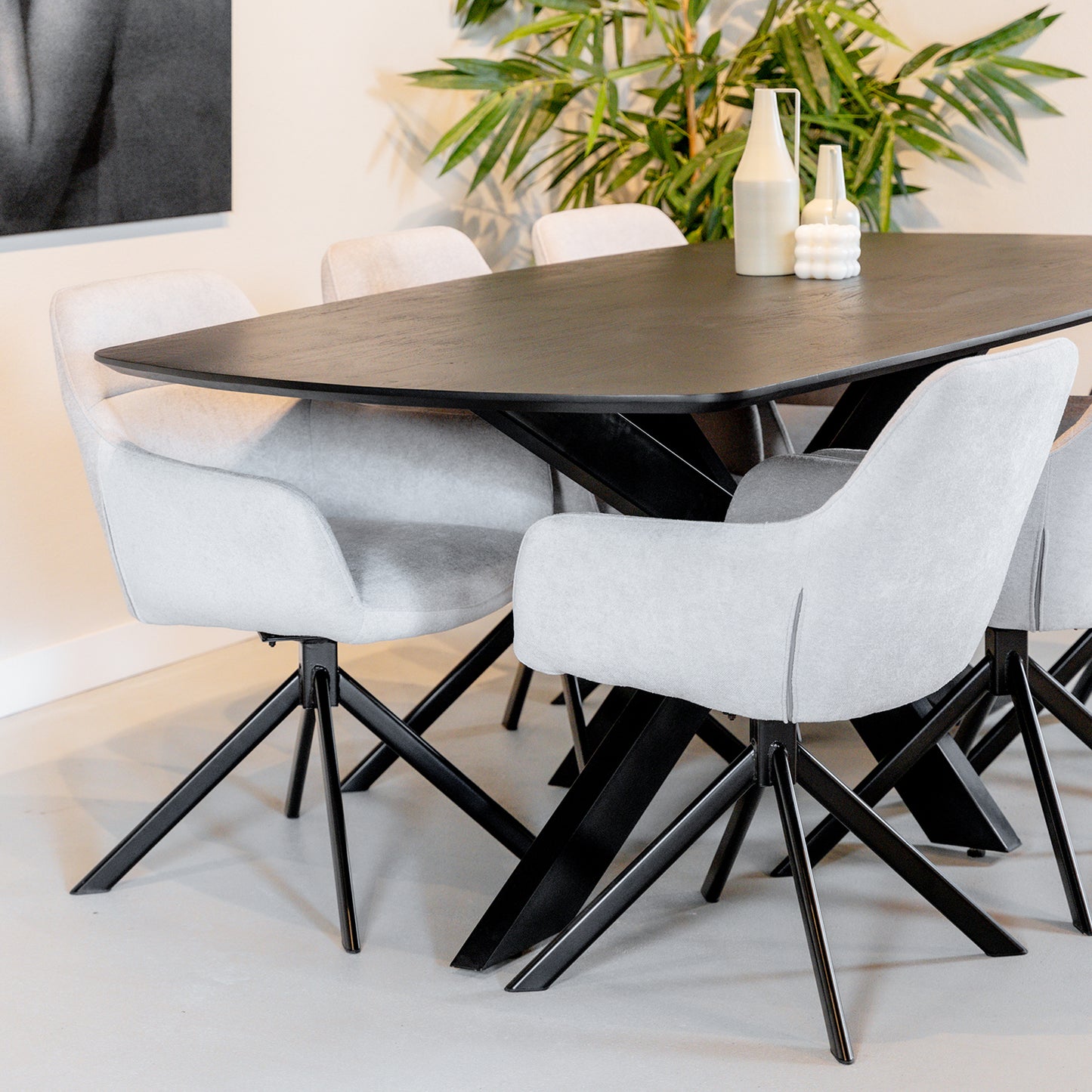 Eettafel Akagi | Deens Ovaal | Acacia Black