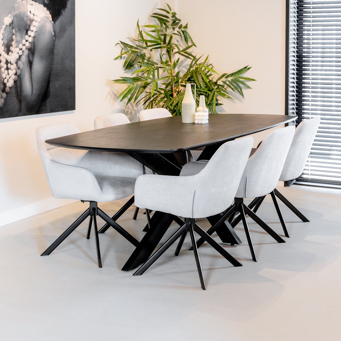 Eettafel Akagi | Deens Ovaal | Acacia Black