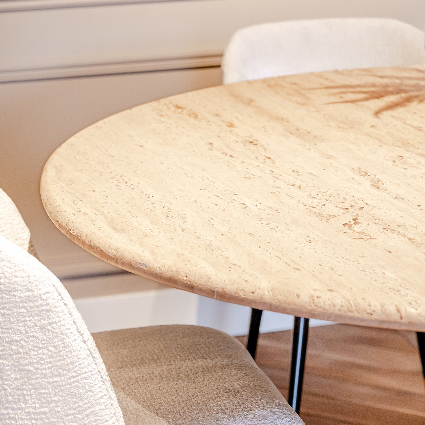 Eettafel Hampton | 140Ø | Travertin