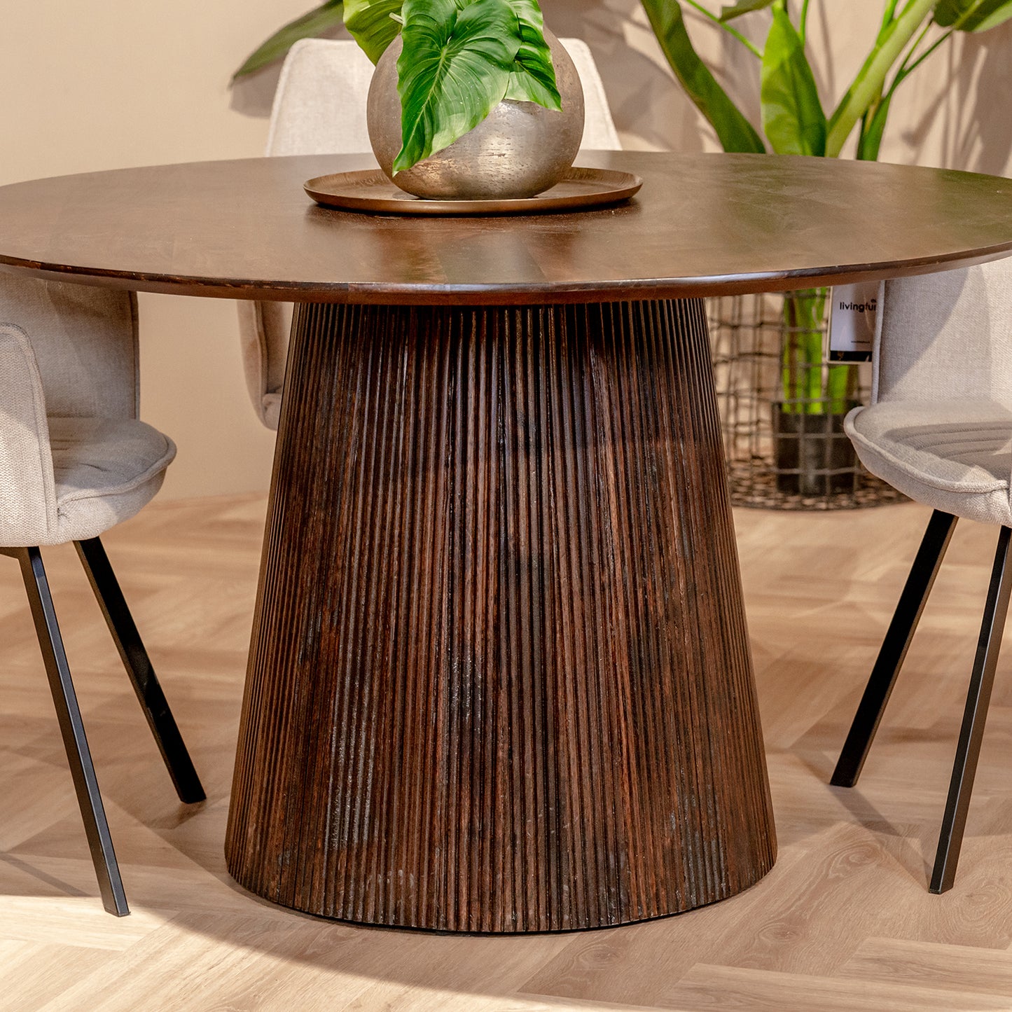 Eettafel Salvator | Walnoot Mangohout