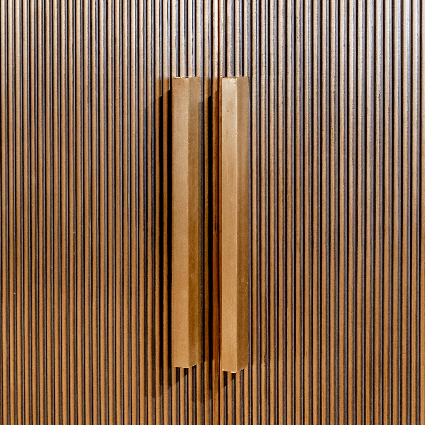 Wandkast Ironville | 182 cm Hoog | Goud