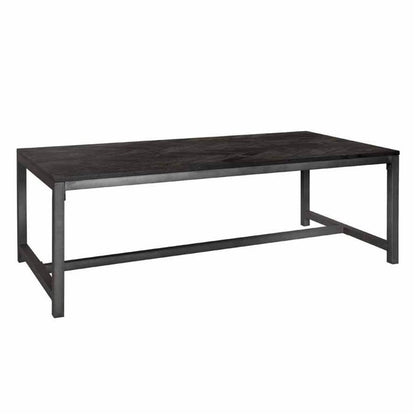 Eettafel Ziano, schuin vooraanzicht op witte achtergrond