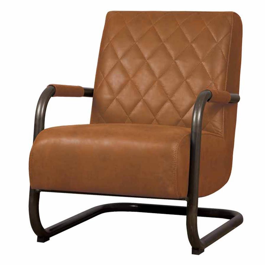 Fauteuil Civo microvezel cognac, schuin vooraanzicht op witte achtergrond