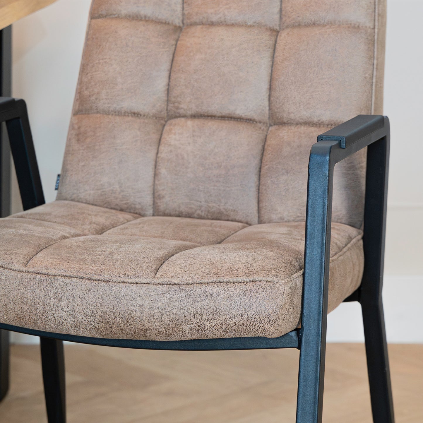 Eetkamerstoel Ryan | Chicago Truffle