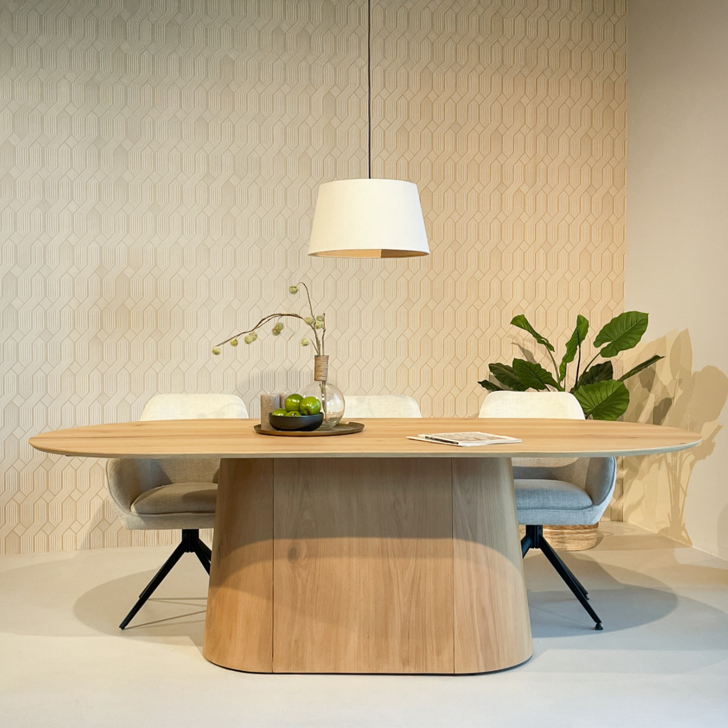 Eettafel Novero | Eiken fineer