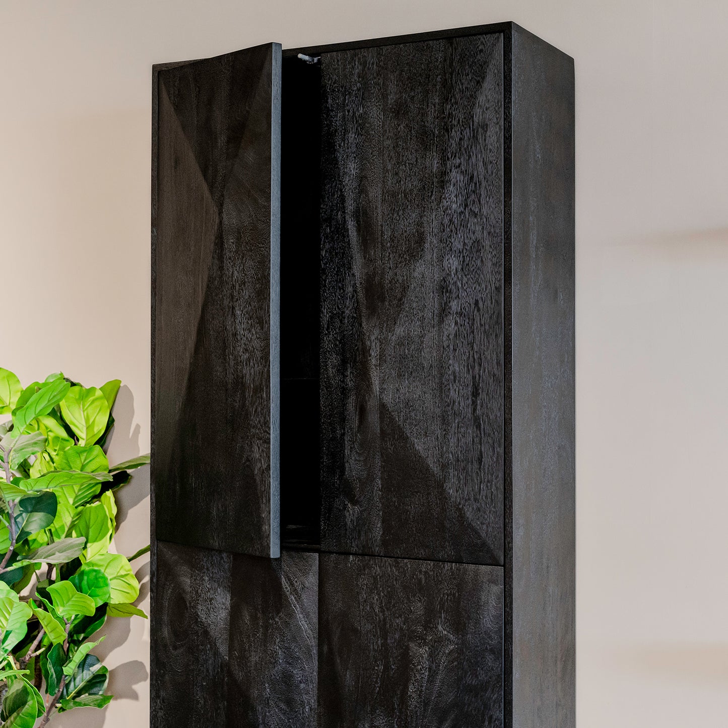 Opbergkast Onyx | Zwart Mangohout | 4 deuren