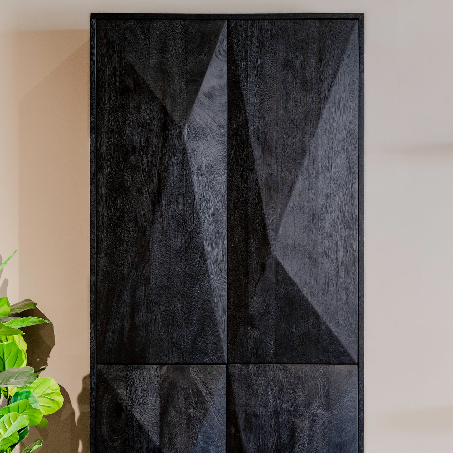 Opbergkast Onyx | Zwart Mangohout | 4 deuren