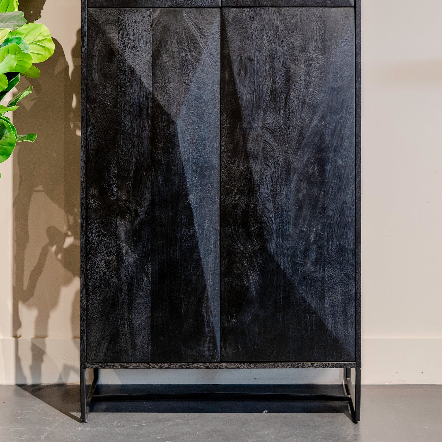 Opbergkast Onyx | Zwart Mangohout | 4 deuren
