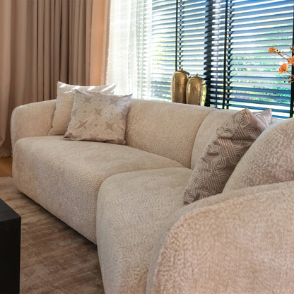 Bank Armand | Lovely Cream