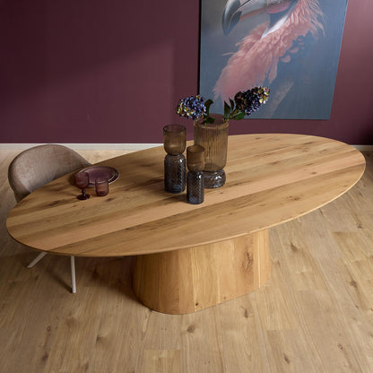 Eettafel Riga in een interieur