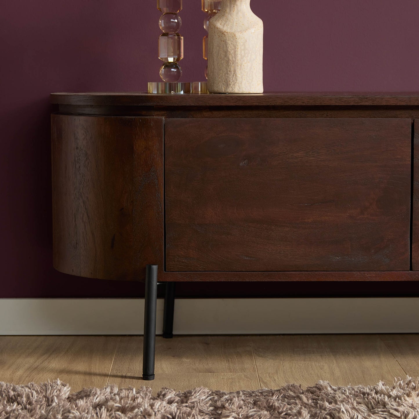 TV-Meubel Excellence | Zwevend & Pootjes | Brown