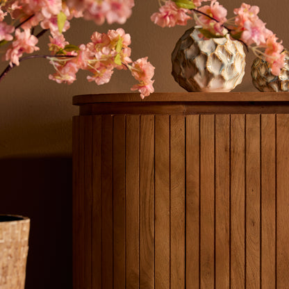 Opbergkast Solana naturel mangohout, detail van het materiaal
