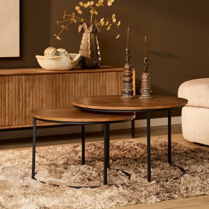 Salontafel Madison naturel mangohout, vooraanzicht in een interieur