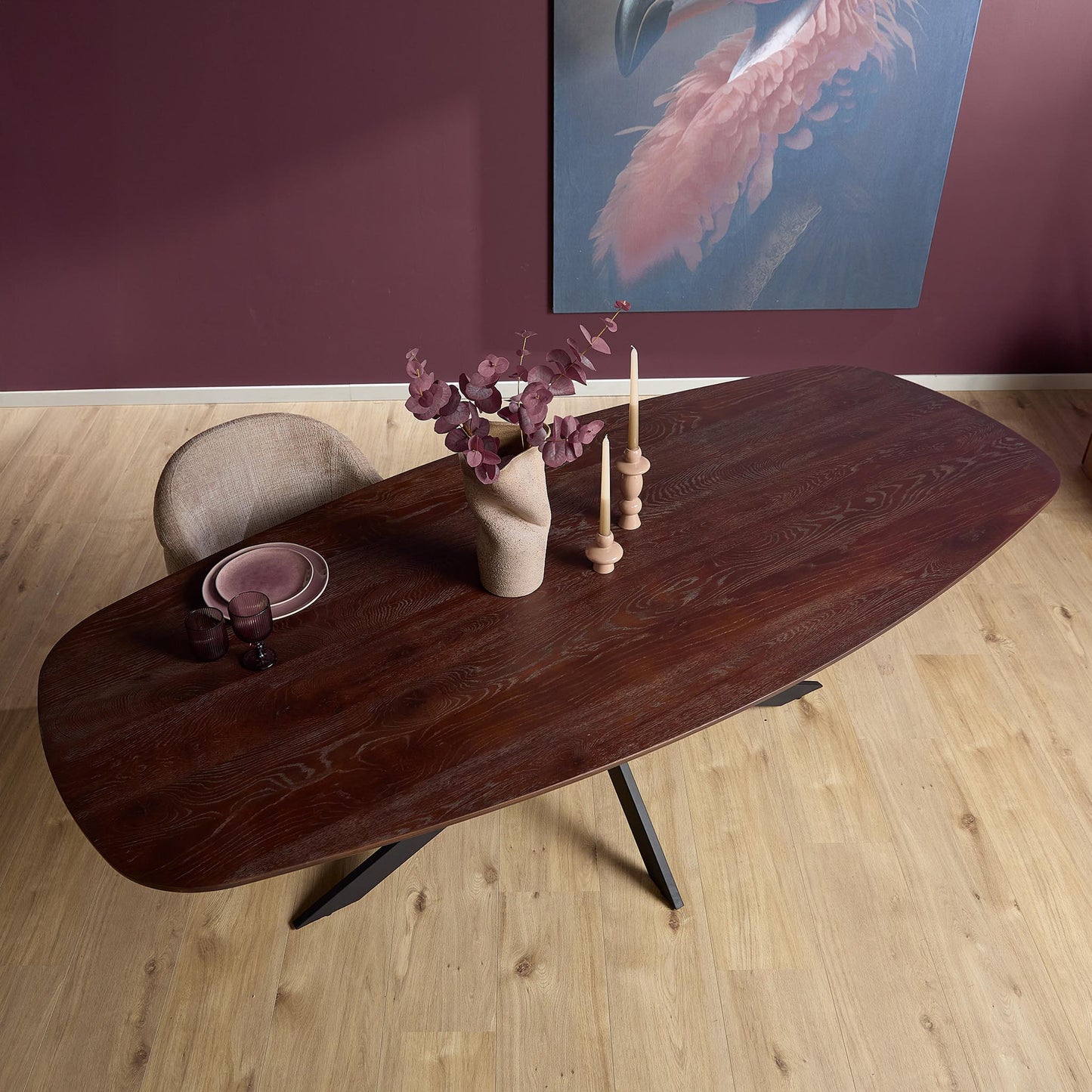 Eiken eettafel Ferris Bruin | Deens Ovaal | Onderstel Zwart