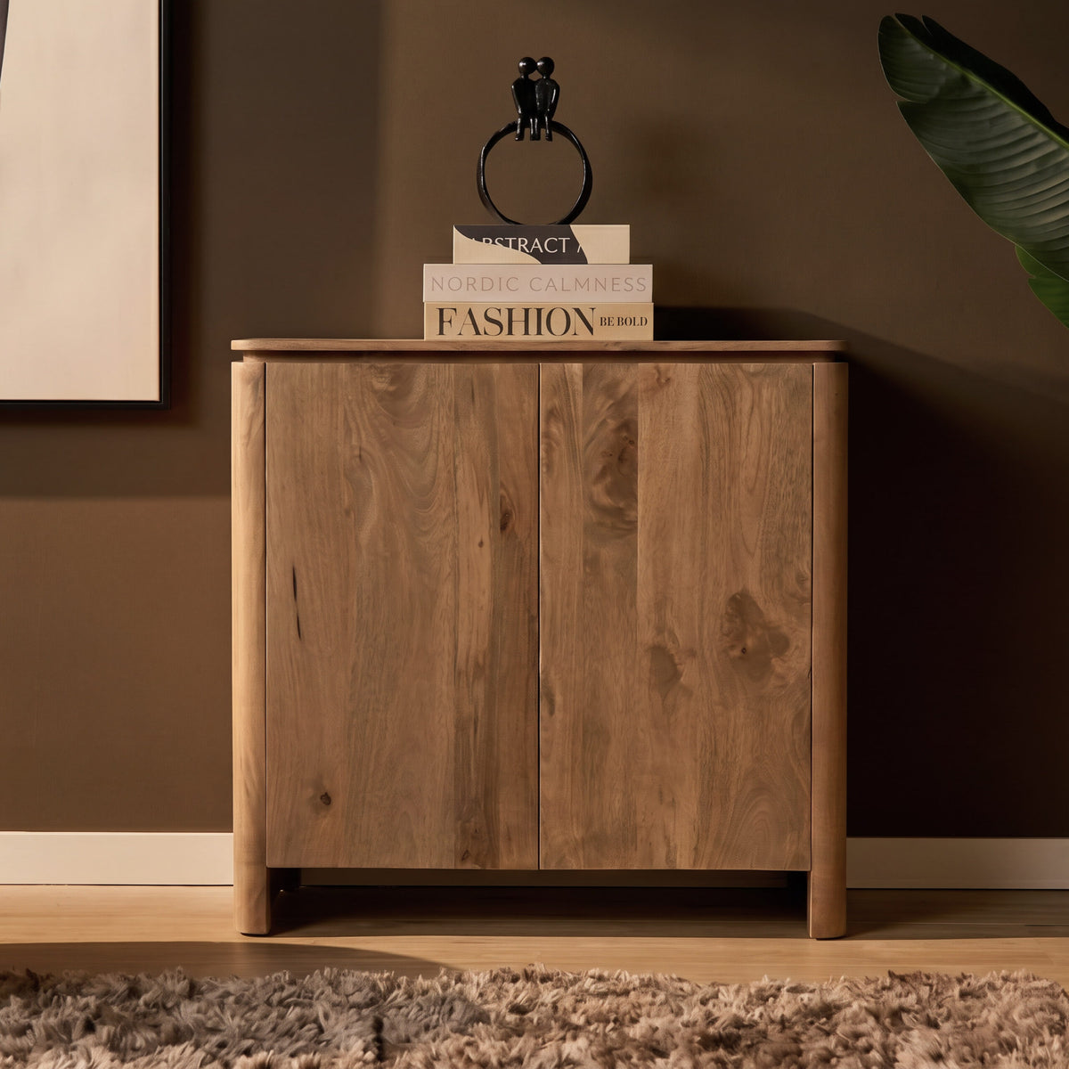 Dressoir Dallas naturel mangohout 100 cm, vooraanzicht in een interieur