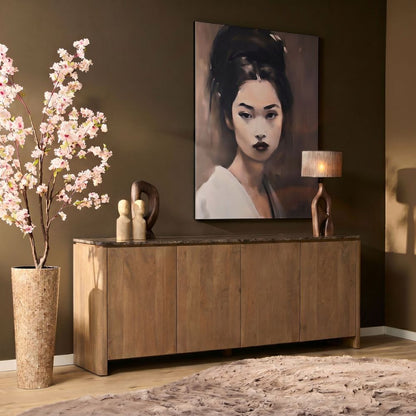 Dressoir Dallas naturel mangohout 210 cm, schuin vooraanzicht in een interieur