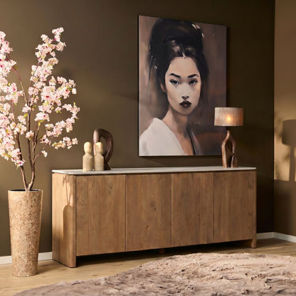 Dressoir Dallas naturel mangohout 210 cm, vooraanzicht in een interieur