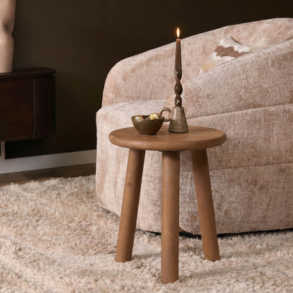 Salontafel Enzo walnoot mangohout in een interieur