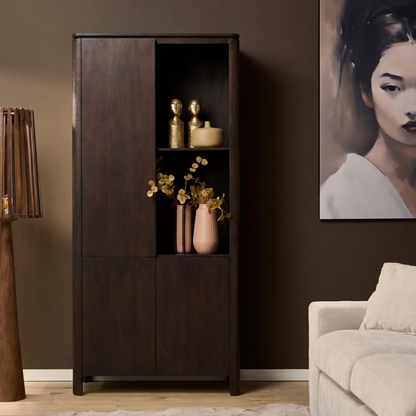 Vakkenkast Dallas Bruin Mangohout 90 cm — Vooraanzicht - sfeer