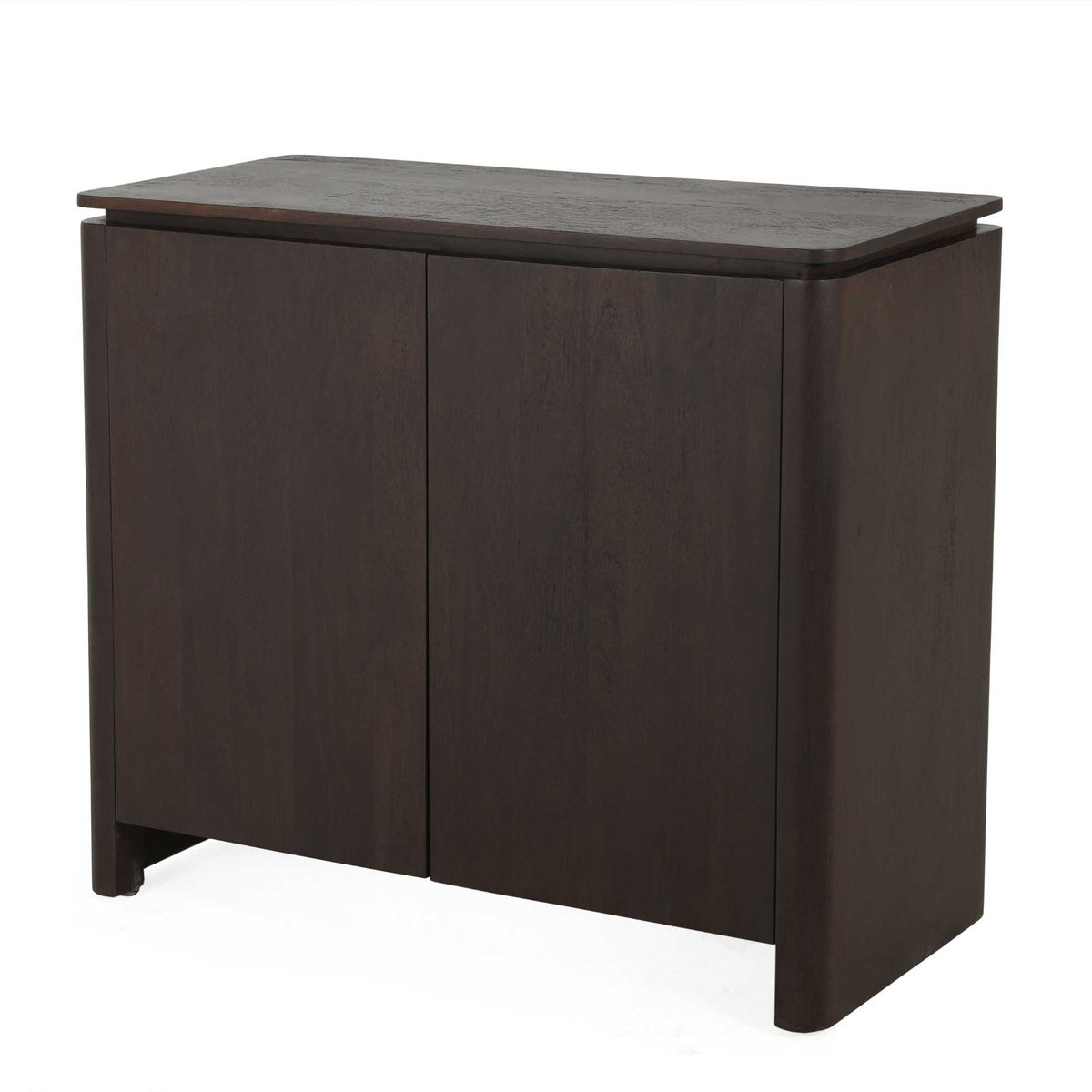 Dressoir Dallas bruin mangohout 100 cm, schuin vooraanzicht op witte achtergrond