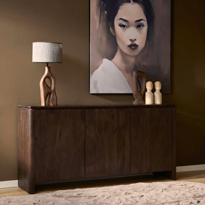 Dressoir Dallas bruin mangohout 165 cm, vooraanzicht in een interieur