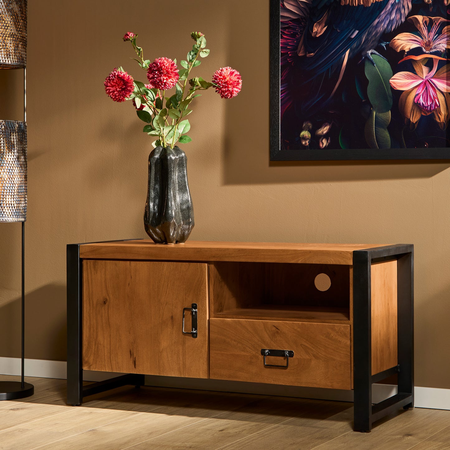 TV-Meubel Britt Gesloten | NIEUW