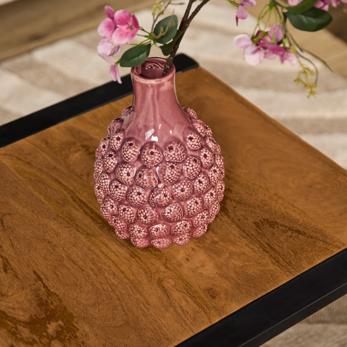 Bijzettafel Britt | Warm Mangohout | Uitlopend — Detail