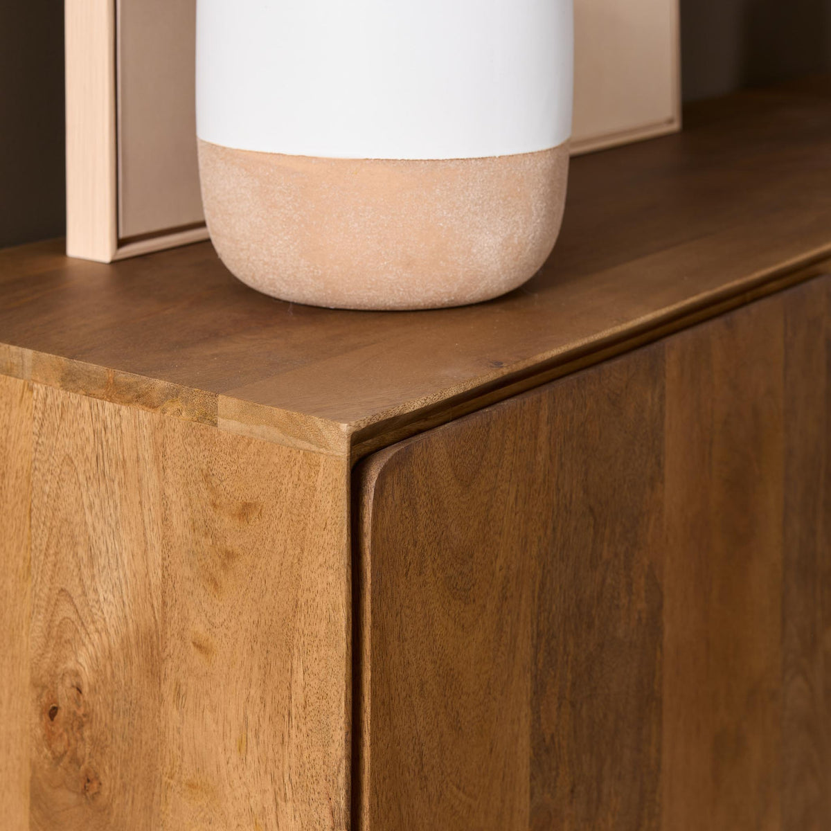 Tv meubel Tense, detail van het materiaal
